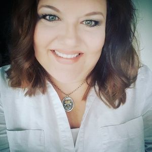 Meet your Posher, Shanon